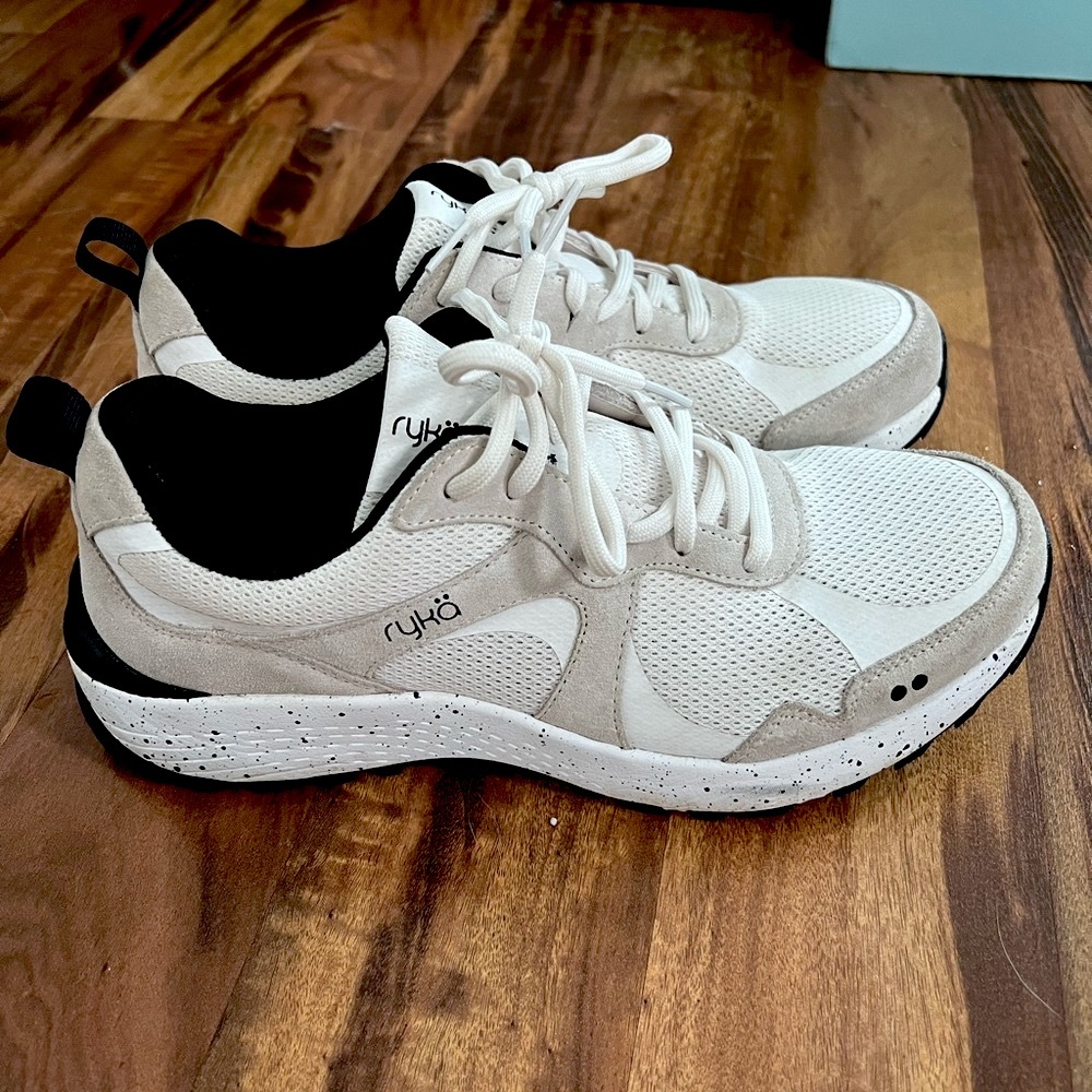 Ryka Kara Walking Shoes